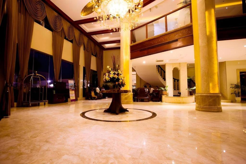 San Jiang Grand Hotel Βιεντιάν Εξωτερικό φωτογραφία